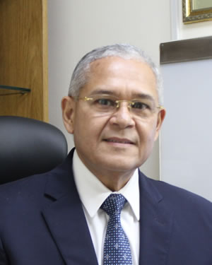 Dr. Ramón Rodríguez Lay